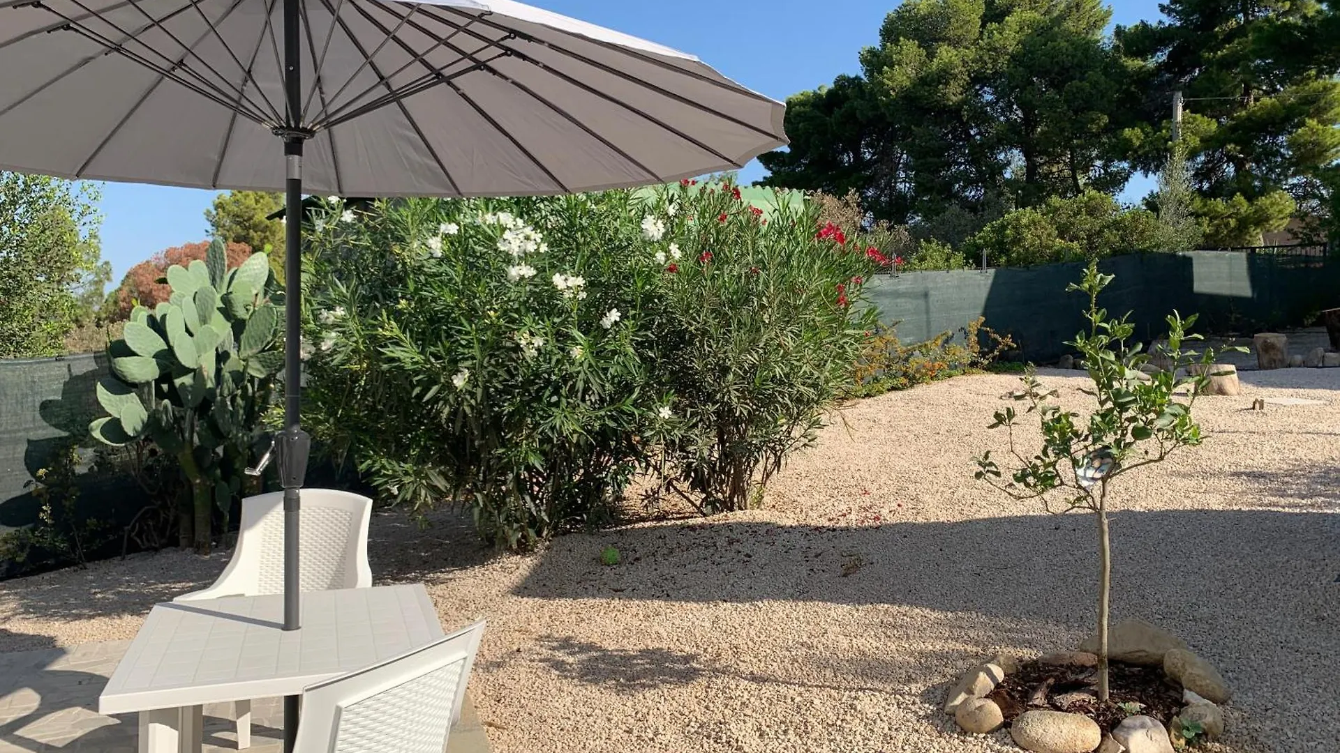 Appartamento The Poolside Gem Sant Isidoro  Italia